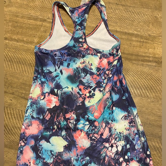 Ivivva Racerback Tank Size 8 - Picture 3 of 4